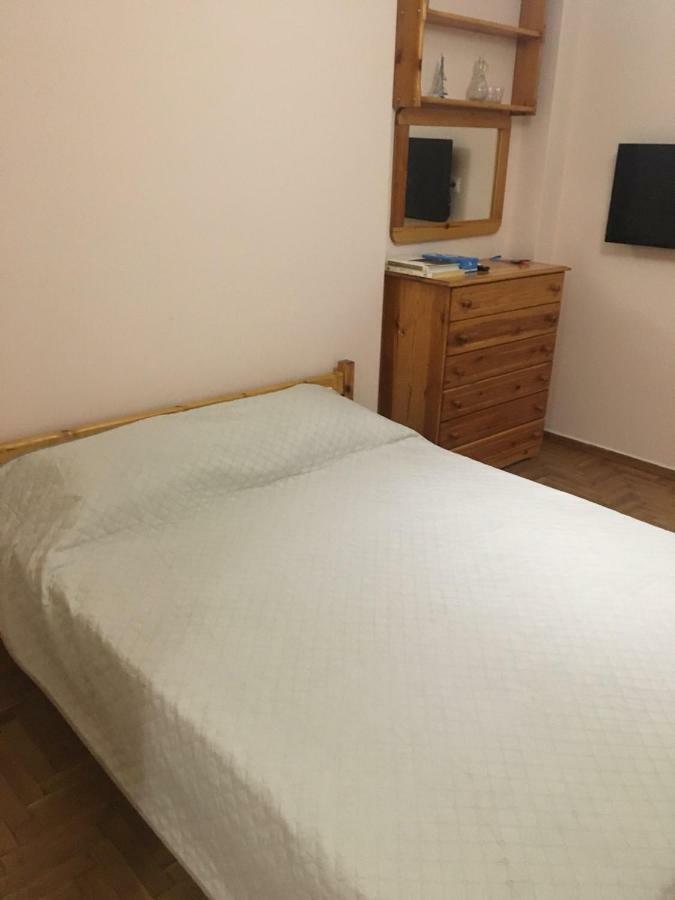 Vip Greece Petros Appartement Athene Buitenkant foto